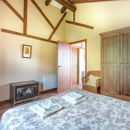 Country Getaway In * Casas del Monte